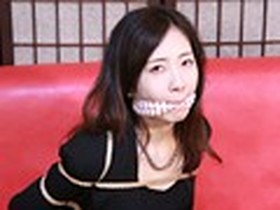 監禁緊縛 罠に堕ちた未亡人　サンプル画像02